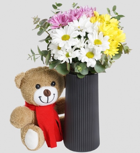 Siyah Vazoda Renkli Papatya ve Ayıcık